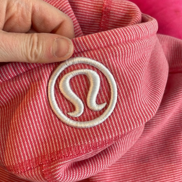 Size 4 pink striped scuba hoodie - Picture 3 of 3